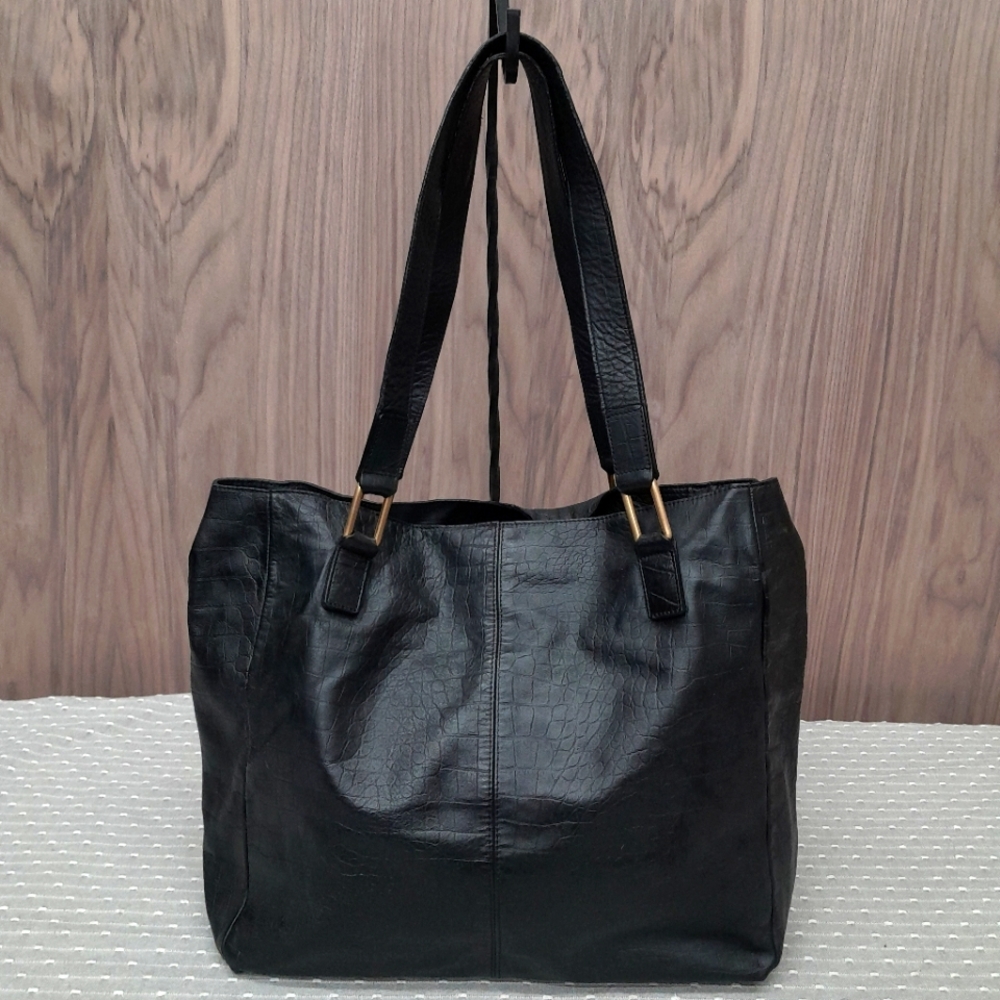 Falor black leather tote